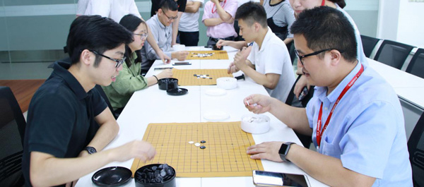 趣味運動會火熱進(jìn)行中